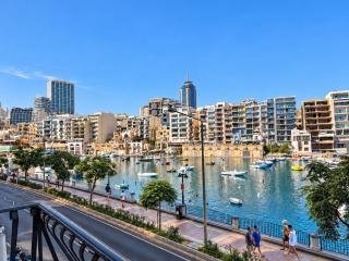 St Julians Waterfront 3 Bedroom Apartment with Seaview - 1