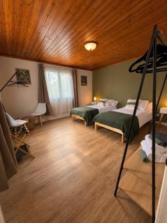 Azorean Stays T4- Spacious 4-Bedroom Home Near São Miguel's Top Attractions - 3