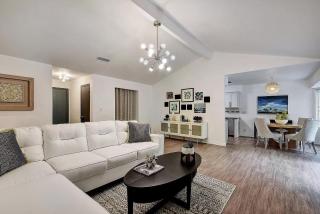 Stylish 3BR Near The Domain - Modern Austin Stay - 7