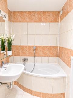 Rooftop Apartments - Stillvolles Apartment 4P nahe Glacis Center - Neu-Ulm - 8