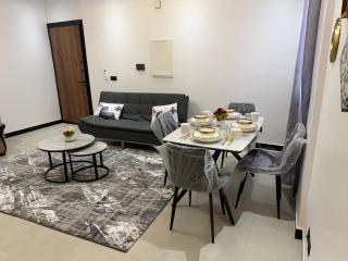 New Luxury Apartment with pool gym, elevator security - 6