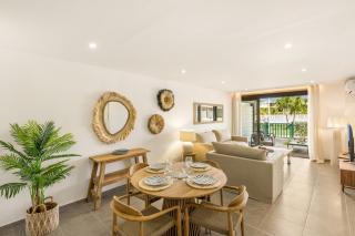 Cristal Caraïbes, 1 bdr beachfront retreat & pool - 0