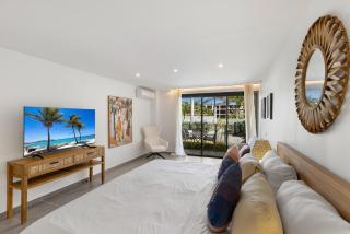 Cristal Caraïbes, 1 bdr beachfront retreat & pool - 9