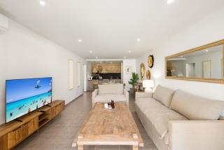 Cristal Caraïbes, 1 bdr beachfront retreat & pool - 7