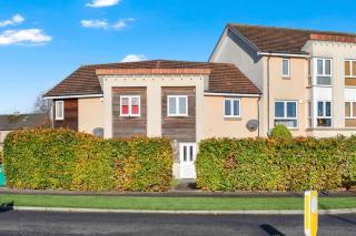 Spacious Home Sleeps 6 Parking Dunfermline - 6