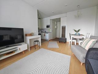5th Floor Balcony, Lake View, Sauna & Free Parking - 7
