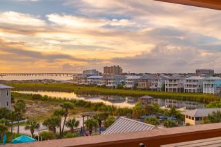 The Sunset Lounge - 0