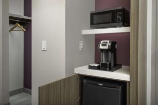 Hilton Garden Inn Pensacola Downtown - 9