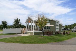 Pigeon Forge Landing RV Resort - 2
