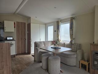 Cozy Caravan with private patio - 1