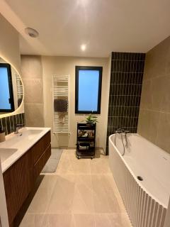 Chambre salle de bain et toilette privative maison neuve - 7