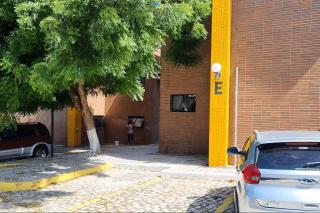 Praia, Verde & Paz - Apartamentos Amplos e Aconchegantes com Estacionamento Coberto - 3