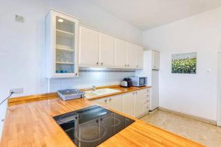 Rokna Suites - Seafront - Center by Haven and Keys - 2