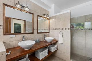 BLA1 3 Bedroom Condo with Direct Beach Access - 3