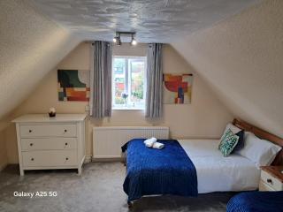 Dudley bungalow - 1