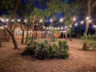 B-Well Rafter J Lodge A Family Gathering Place - 0