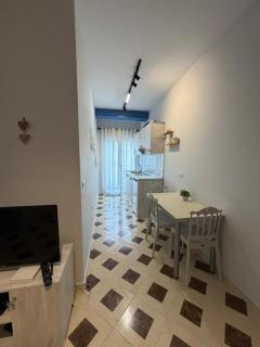 DaPietro Apartments - 2