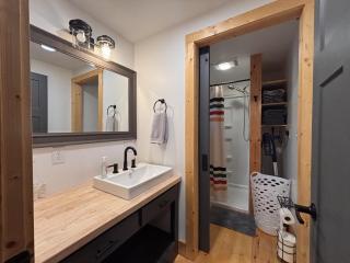 Camptown Cabin - 2