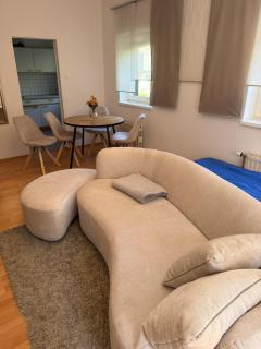 Urban Summer Apartment - 3