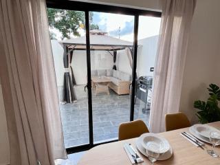 New villa, private pool & jacuzzi near beaches - 5