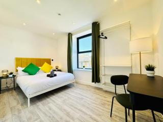 Central Bournemouth - 2-Bedroom - 4 Guests - Prime Spot - 4