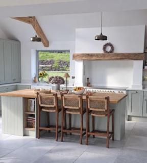 Entire Property 5 Bedroom - 20 minutes from Adare - 4