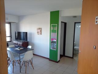 Departamento Plaza Moreno con balcón - 2