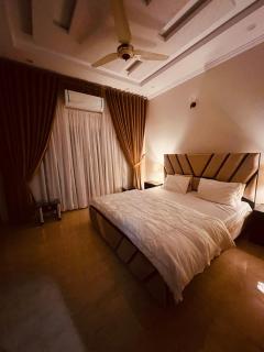 Luxury room in BahriaTown Islamabad - 6