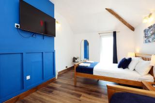 3-Bed City Centre Flat Walk to Centre Games Room and Parking Great Value for Groups - 5