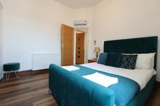 3-Bed City Centre Flat Walk to Centre Games Room and Parking Great Value for Groups - 3