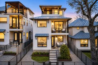 Walkable Downtown Rooftop Sleeps 14 - 0