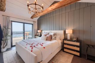 Long Beach Cottage -  - 0