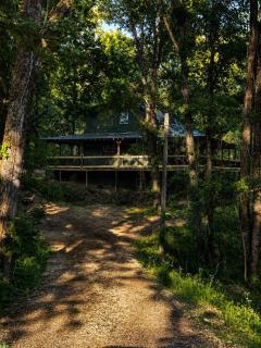 Peaceful Luxury Cabin Retreat Minutes from Oxford - 0