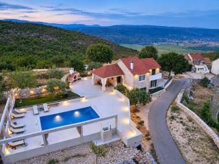 Villa Royal Stone & Lakes - 0