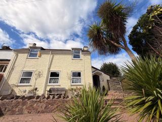 Pump Cottage - 0