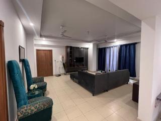 DHA Executive Stay 2 Bed Apartment - 9