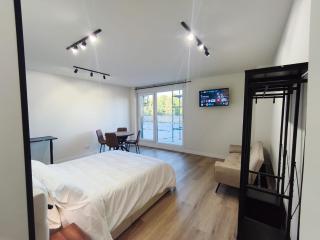 Borealix Inn Boutique Studios by Sonsuites - 8