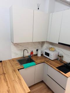 Central Park Apartments - 4