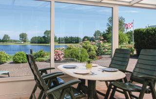Cozy Home In Stevensweert With House Sea View - 9