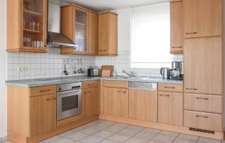 Cozy Home In Stevensweert With House Sea View - 5