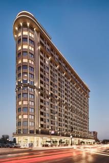 Regina's Flatiron Luxury Apartment with Jacuzzi - 3