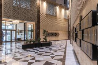 Regina's Flatiron Luxury Apartment with Jacuzzi - 1