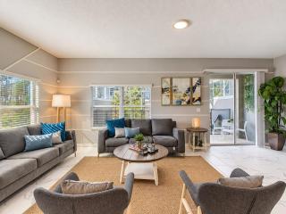 Superb 5BR Townhouse with Waterpark & Private Pool - 8