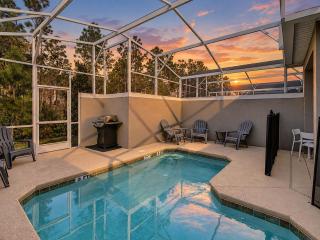 Superb 5BR Townhouse with Waterpark & Private Pool - 2