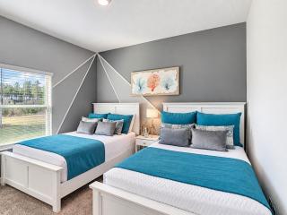 Superb 5BR Townhouse with Waterpark & Private Pool - 1