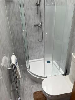 Ensuite Rooms - 1