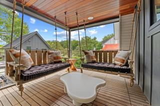 New 6 BR, 4.5B, Pool, Hot Tub, Cold Plunges, Outdoor Sauna, Bar, 9 TVs - 4