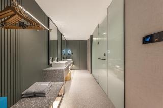 Atour S Hotel Ningbo Zhousu Yejiang - 1