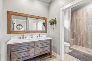 New Hot Tub! Private Studio East Zion! Great Views - 3