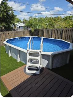 3 Bed - Sleeps 6 - Free Parking - 5 Mins to Beach - 1